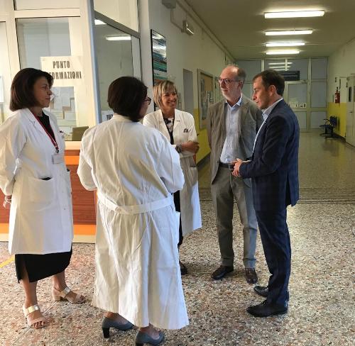 Il vicegovernatore del Friuli Venezia Giulia con delega alla Salute, Riccardo Riccardi, all'ospedale di Cividale del Friuli.