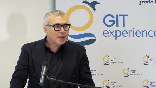 L'assessore Sergio Emidio Bini nel corso del suo intervento