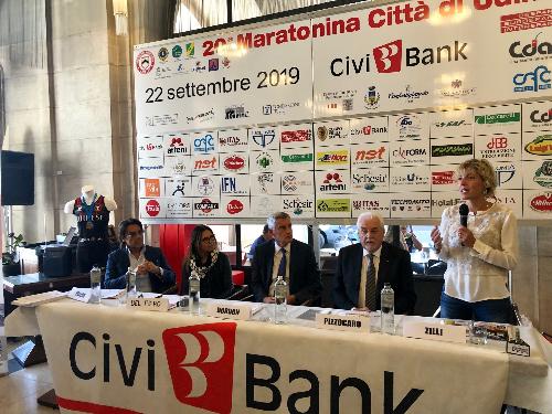 L'assessore alle Finanze, Barbara Zilli, alla presentazione della 20.Maratonina internazionale Città di Udine