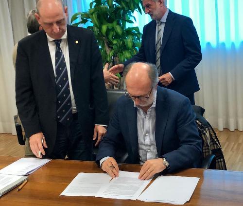 Il vicepresidente Riccardi firma con i medici a Udine l'accordo per la salute territoriale 