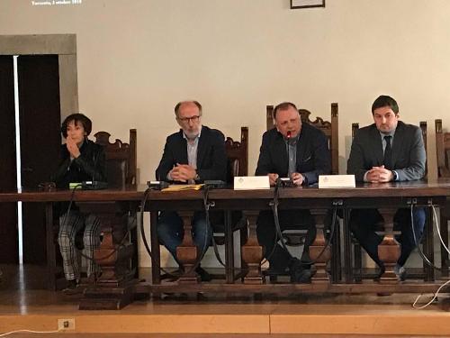 Il vicegovernatore del Fvg con delega alla Salute, Riccardo Riccardi, nel corso della riunione con i sindaci e i rappresentanti dell'Ambito sociosanitario di Tarcento (Udine), a palazzo Frangipane.