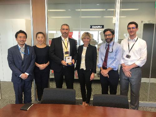 L'assessore Fvg alle Finanze Barbara Zilli con Davide Fantoni durante la visita alla sede giapponese dell'azienda friulana Danieli Engineering Japan