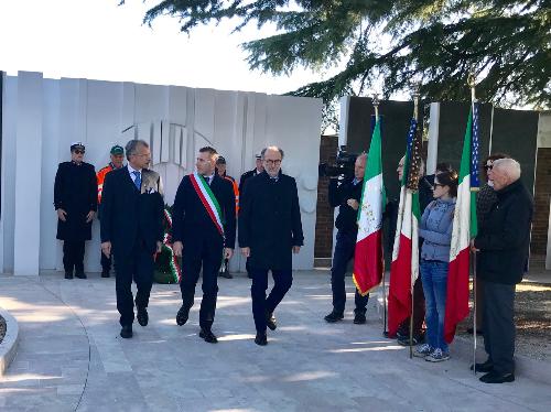 Il vicegovernatore del Friuli Venezia Giulia, Riccardo Riccardi, durante la cerimonia di commemorazione, nel Sacrario monumentale del cimitero di Gonars, delle vittime del campo di concentramento per internati civili, sloveni e croati allestito nella località durante la II Guerra Mondiale.