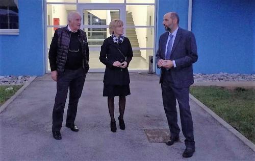 L'assessore regionale Barbara Zilli insieme all'amministratore unico di Friuli Innovazione Enzo Cainero e il direttore Fabio Feruglio durante la visita al centro udinese