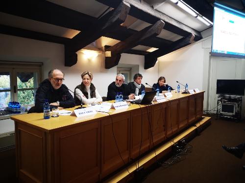 Il vice governatore con delega alla Salute, Riccardo Riccardi, interviene all'apertura del seminario "Sguardi sul terzo settore in Fvg" - Udine, 15 novembre 2019.