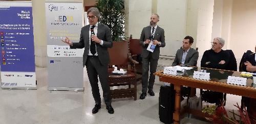 L'assessore alle Attività produttive del Friuli Venezia Giulia, Sergio Emidio Bini, è intervenuto a Udine in apertura del convegno "Verso l'impresa 5.0 Evoluzione o rivoluzione nelle risorse umane? Idee, esempi e opportunità", organizzato dai Servizi pubblici per il lavoro della Regione in collaborazione con il cluster regionale Arredo e Sistema casa - Udine, 20 novembre 2019.