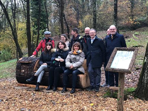 La panchina per il book sharing a Bosco Romagno