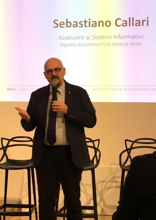 L'assessore regionale Sebastiano Callari alla presentazione del portale del Comune di Monfalcone