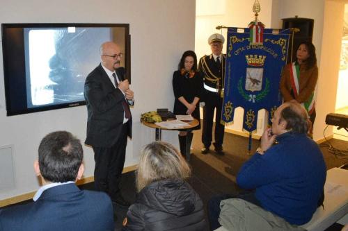 L'assessore regionale al Patrimonio del Friuli Venezia Giulia, Sebastiano Callari, alla cerimonia dedicata alla presentazione di un nuovo pannello nel Memoriale delle vittime dell'amianto all'interno del Museo della cantieristica di Monfalcone