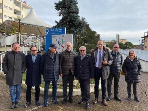 Il vicegovernatore, Riccardo Riccardi, a Udine con il sindaco Fontanini e i dirigenti de 'La Quiete', al termine della visita alla residenza protetta.