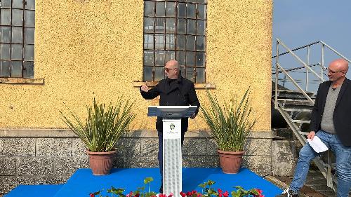 L'assessore regionale alla Protezione civile del Friuli Venezia Giulia Riccardo Riccardi alla cerimonia di posa della prima pietra dei lavori di potenziamento dell'impianto idrovoro di Val Lovato.