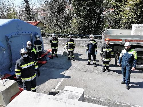 Volontari al lavoro a Trieste