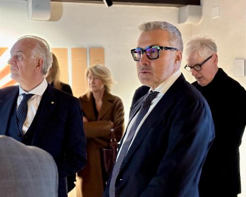 L'assessore alle Attività produttive del Friuli Venezia Giulia Sergio Emidio Bini alla presentazione della mostra "Oh! Viaggio nel mondo del legno arredo", negli spazi della Torre di Santa Maria, a Udine. 
