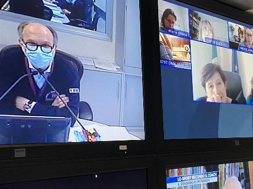 Il vicegovernatore del Friuli Venezia Giulia Riccardo Riccardi in videoconferenza con i componenti dell'Assemblea dei sindaci dell'Ambito Agro-aquileiese e Carso Giuliano