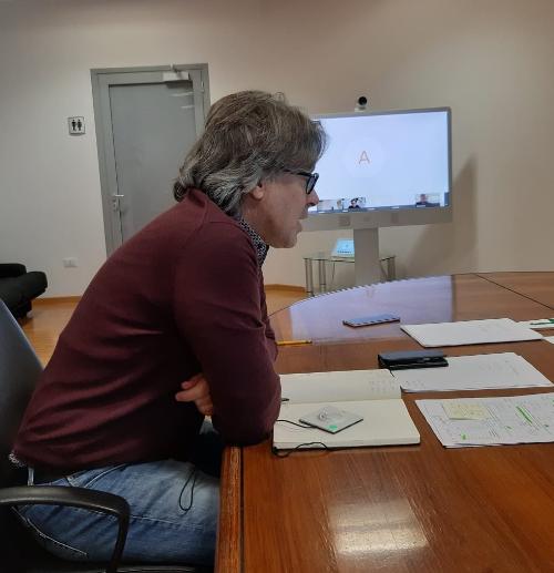 L'assessore regionale alle Attività Produttive Sergio Emidio Bini in videoconferenza con le Camere di commercio e i Centri di assistenza tecnica del Fvg