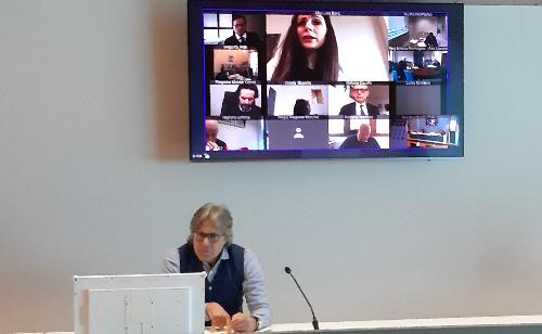 L'assessore alle Attività produttive del Friuli Venezia Giulia, Sergio Emidio Bini, durante la riunione in videoconferenza della Commissione nazionale Attività produttive - Udine, 22 aprile 2020