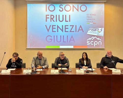 L'assessore Bini interviene alla presentazione delle finali mondiali di sci paralimpico, in programma a Sella Nevea tra il 10 e il 16 marzo