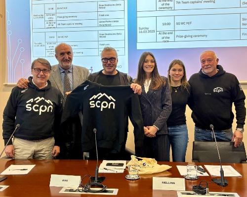 Un momento della conferenza stampa a Trieste