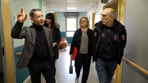 Riccardi (primo a destra) con i tre sindaci nel corso del sopralluogo