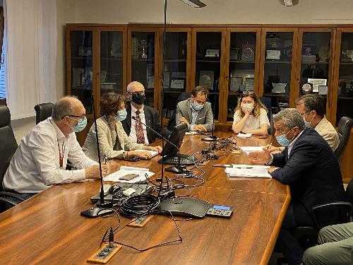 Il vicegovernatore del Friuli Venezia Giulia con delega alla Salute, Riccardo Riccardi, durante l'incontro con il sindaco di Palmanova, Francesco Martines, sul tema dell'Ospedale palmarino. 