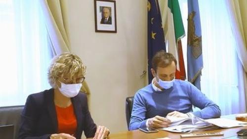 Il governatore del Friuli Venezia Giulia Massimiliano Fedriga e l'assessore alle Finanze Barbara Zilli