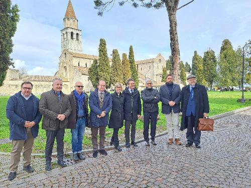 da sinistra a destra: Cristiano Tiussi, Roberto Corciulo, Mauro Paolo Bruno, Mario Anzil, Barbara Zilli, Fabiano Amati, Massimo Bray, Emanuele Zorino, Gabriele Pelizzari 