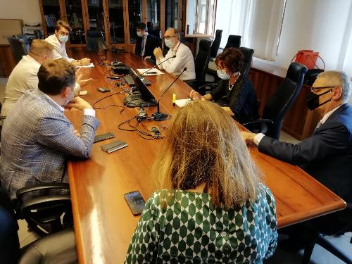 Un momento dell'incontro tra il vicegovernatore della Regione con delega alla Salute, Riccardo Riccardi, e il sindaco di Latisana, Daniele Galizio.