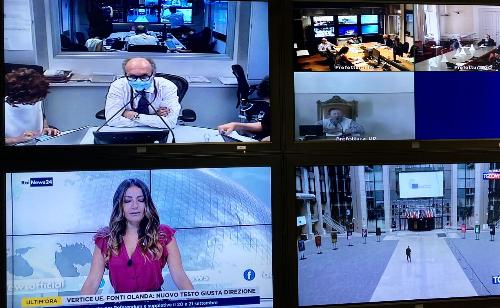 Un momento dell'incontro in videoconferenza tra il vicegovernatore del Friuli Venezia Giulia con delega a Salute e Protezione civile, Riccardo Riccardi, e le prefetture di Trieste, Udine e Gorizia. 