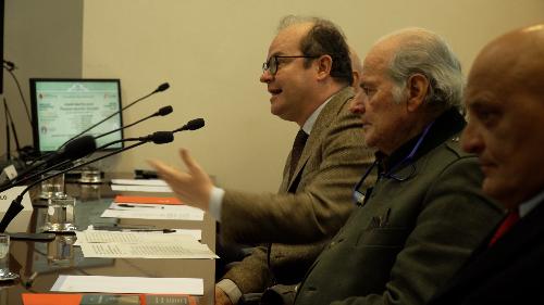 Un momento della conferenza stampa oggi a Trieste