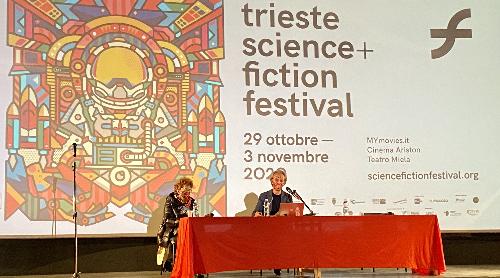 Un momento della conferenza stampa di presentezione di Trieste Science+Fiction Festival alla quale sono intervenuti Tiziana Gibelli, assessore regionale a Cultura e Sport e Daniele Terzoli, presidente della Cappella Underground.