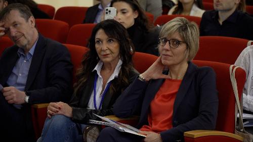 L'assessore Zilli (a destra) a Gorizia al primo evento nell’ambito dell’Interreg Annual Event Interreg GO! dedicato ai giovani