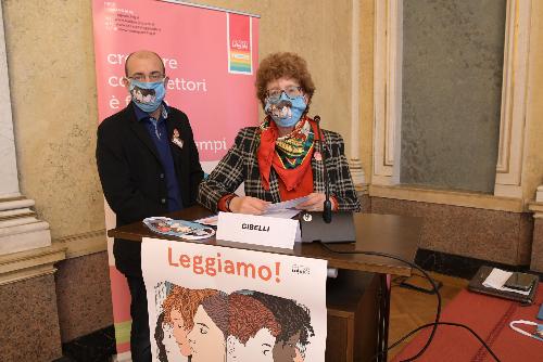 L'assessore regionale alla Cultura Tiziana Gibelli insieme a Roberto Del Grande, direttore Consorzio culturale del Monfalconese