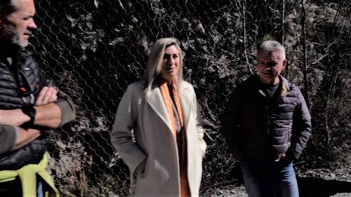 L'assessore regionalee Cristina Amirante insieme al sindaco di Barcis Claudio Traina (primo a dx).