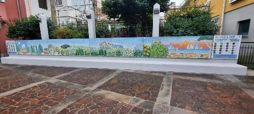Il mosaico in piazzetta Montes a Monfalcone