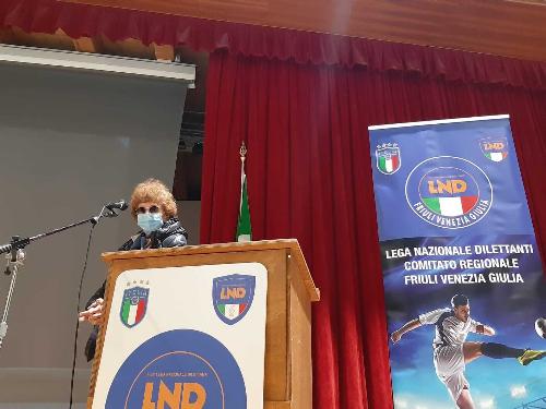 L'assessore regionale allo Sport, Tiziana Gibelli, mentre interviene all'assemblea