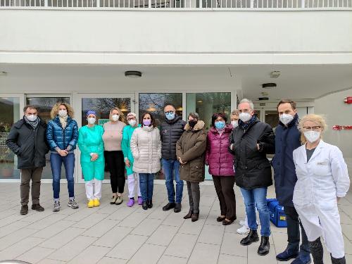 Il vicegovernatore della Regione Riccardo Riccardi presente oggi all'Asp di Cividale per l'avvio della campagna di vaccinazione degli ospiti residenti