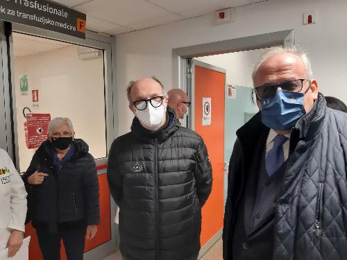 Il vicegovernatore con delega alla Salute Riccardo Riccardi e il sindaco di Gorizia Rodolfo Ziberna