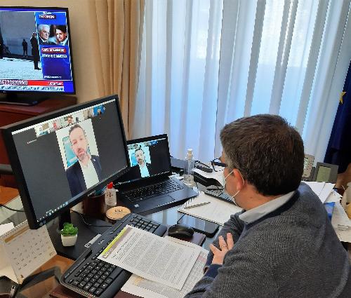 L'assessore con delega alle Lingue minoritarie Pierpaolo Roberti in videoconferenza con Arlef