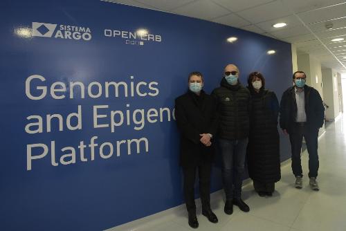 Il vicegovernatore Riccardi e l'assessore Rosolen in visita al Laboratorio di Genomica ed Epigenomica. Nella foto anche il direttore generale di Area Science Park Stefano Casaleggi  e il direttore dell'Istituto Ricerca e Tecnologie (Ret) Stefano Cozzini.