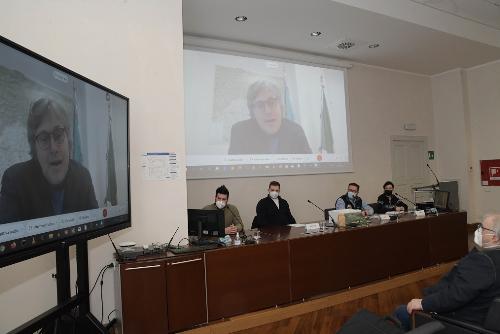 L'intervento dell'assessore alle Attività produttive e al Turismo, Sergio Emidio Bini, collegato in videoconferenza.