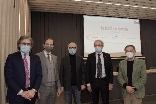 Il governatore del Fvg, Massimiliano Fedriga con il vicegovernatore  Riccardo Riccardi e l'assessore regionale alle Attività Produttive e al Turismo, Sergio Emidio Bini all'incontro di presentazione sul nuovo sistema diagnostico salivare nato dalla collaborazione tra Biofarma Group e l'Azienda sanitaria universitaria Friuli Centrale.  