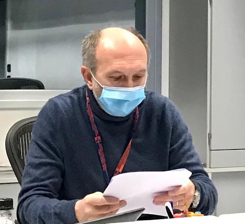 Il vicegovernatore del Friuli Venezia Giulia con delega alla Salute, Riccardo Riccardi, durante l'incontro online con i coordinatori dell'Associazione  italiana di oncologia medica del Friuli Venezia Giulia, del Collegio italiano dei primari oncologi medici ospedalieri Fvg  e con il presidente della Lega italiana lotta contro i tumori (Lilt).