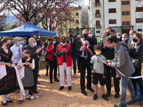 L'assessore regionale allo Sport, Tiziana Gibelli, all'inaugurazione della pista di atletica leggera ad Aviano.