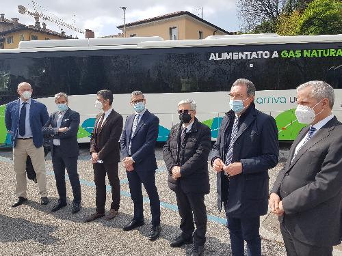 La presentazione dei nuovi mezzi in piazza Primo maggio a Udine