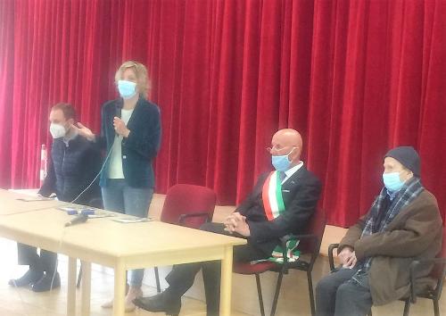 L'assessore regionale Barbara Zilli interviene all'intitolazione del polifunzionale di Montenars