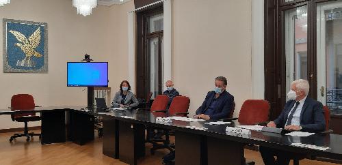 L'assessore regionale alla Difesa dell'ambiente e energia, Fabio Scoccimarro, alla conferenza stampa sull'esito delle indagini condotte da Arpa FVG sull'intensità dei campi elettromagnetici nelle località della regione in cui sono presenti impianti radio-televisivi - Trieste , 24 maggio 2021.