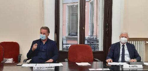 L'assessore regionale alla Difesa dell'ambiente e energia, Fabio Scoccimarro, e il direttore di Arpa FVG, Stellio Vatta. 