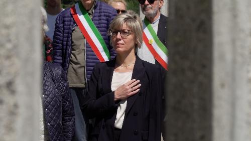 L'assessore regionale alle Finanze Barbara Zilli ad Avasinis, frazione del Comune di Trasaghis, per l'ottantesimo anniversario della strage del 2 maggio 1945