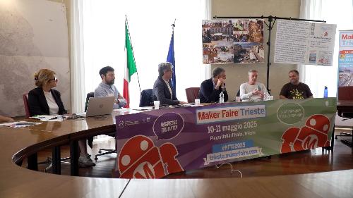 Un momento della presentazione della Maker Faire 2025