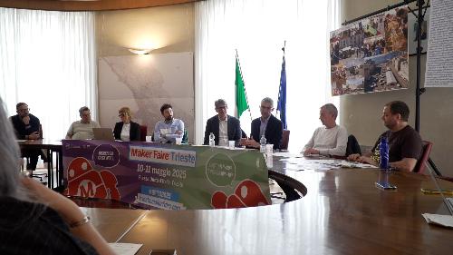 Un momento della presentazione della Maker Faire 2025